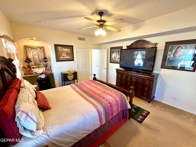 3064 TIERRA NORA Drive, El Paso, TX 79938