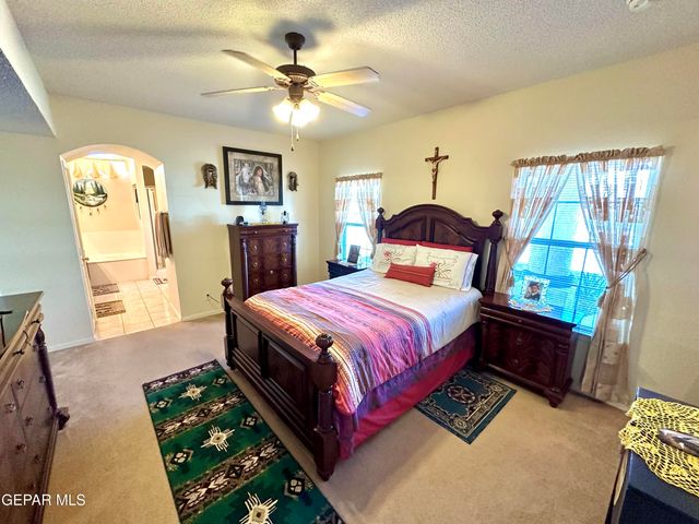 3064 TIERRA NORA Drive, El Paso, TX 79938