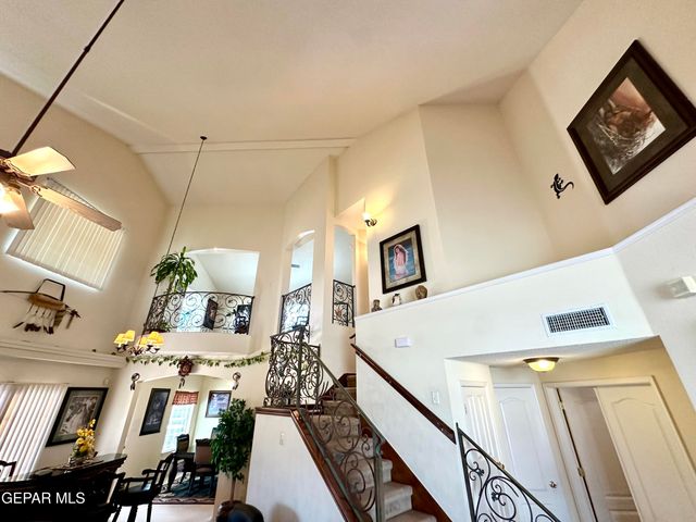3064 TIERRA NORA Drive, El Paso, TX 79938