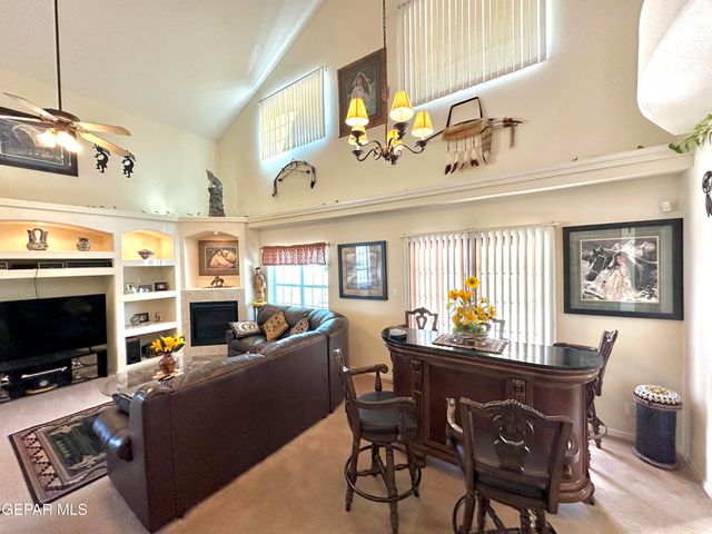 3064 TIERRA NORA Drive, El Paso, TX 79938