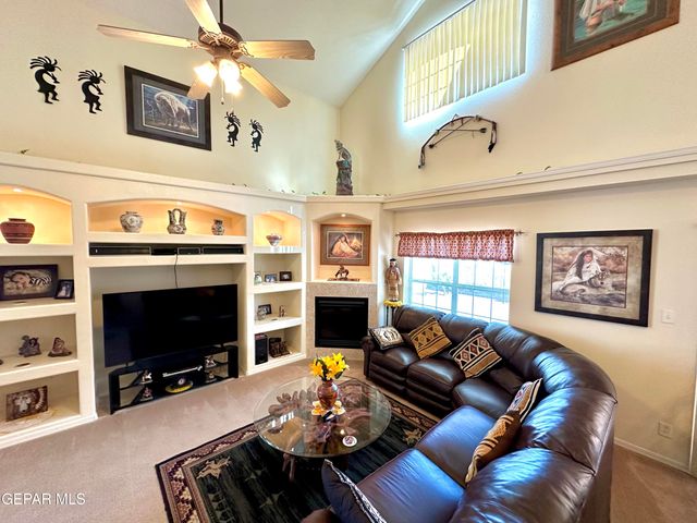 3064 TIERRA NORA Drive, El Paso, TX 79938