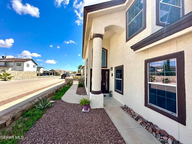 3064 TIERRA NORA Drive, El Paso, TX 79938