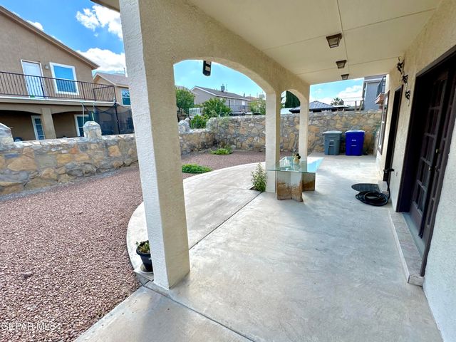 3064 TIERRA NORA Drive, El Paso, TX 79938