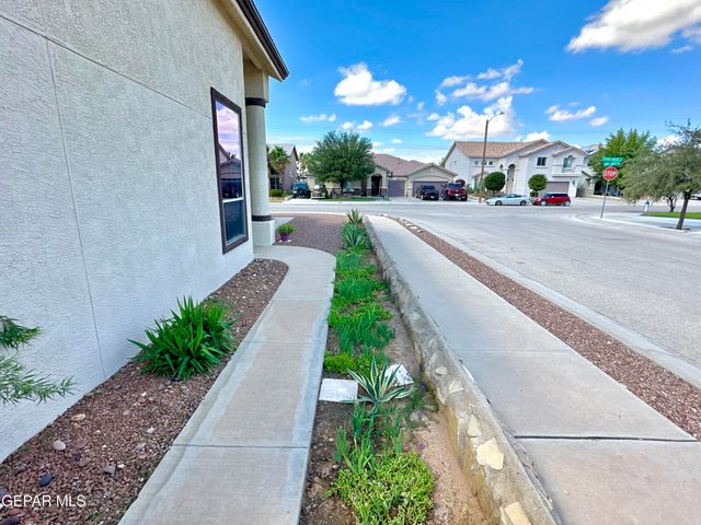 3064 TIERRA NORA Drive, El Paso, TX 79938
