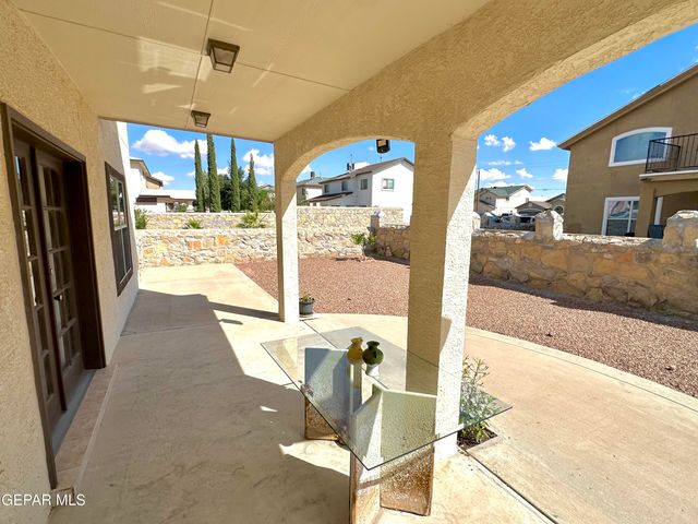 3064 TIERRA NORA Drive, El Paso, TX 79938