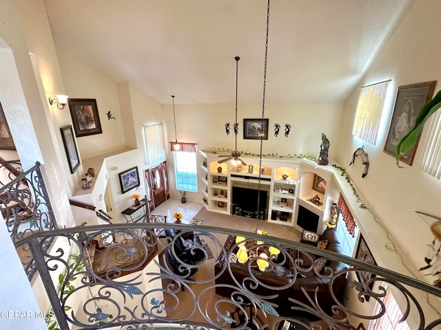 3064 TIERRA NORA Drive, El Paso, TX 79938