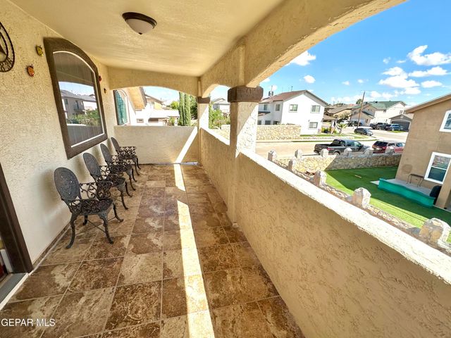3064 TIERRA NORA Drive, El Paso, TX 79938