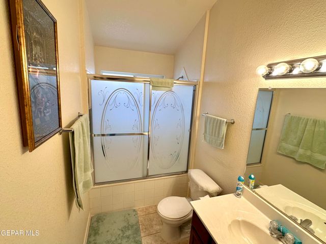 3064 TIERRA NORA Drive, El Paso, TX 79938