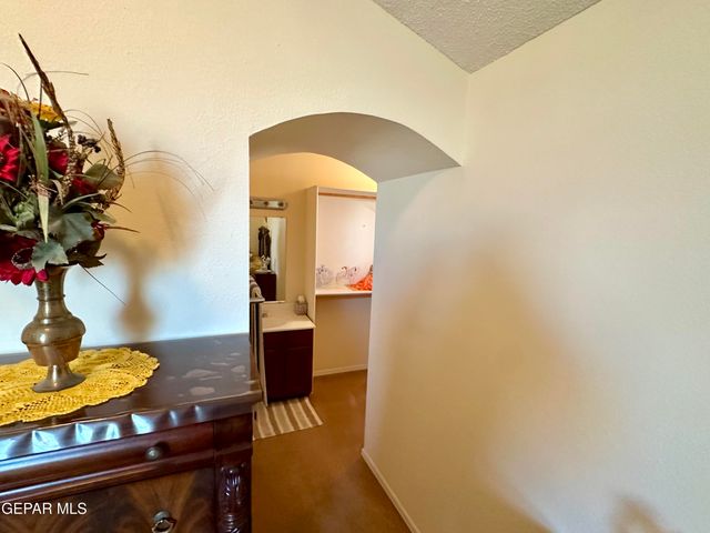 3064 TIERRA NORA Drive, El Paso, TX 79938