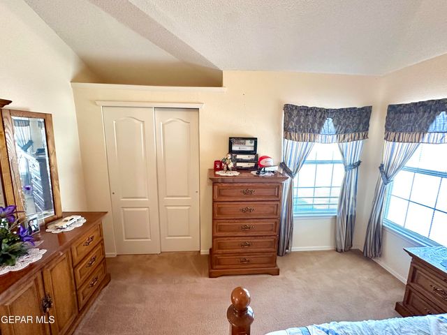 3064 TIERRA NORA Drive, El Paso, TX 79938
