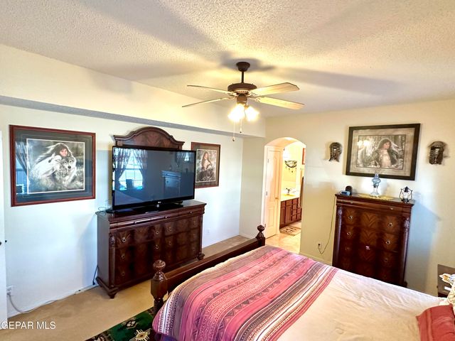 3064 TIERRA NORA Drive, El Paso, TX 79938
