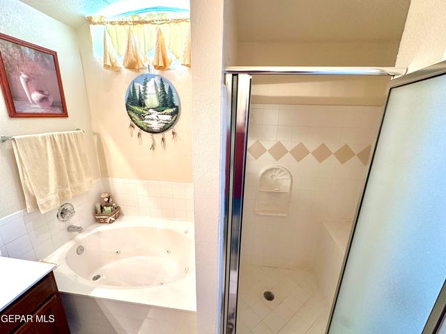 3064 TIERRA NORA Drive, El Paso, TX 79938