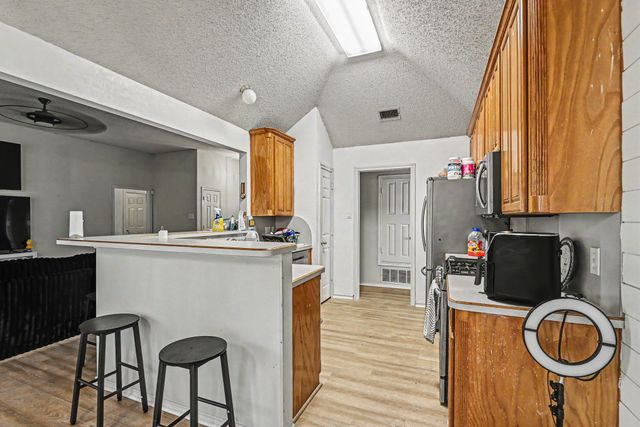 6700 Greenleaf Drive, North Richland Hills, TX 76182