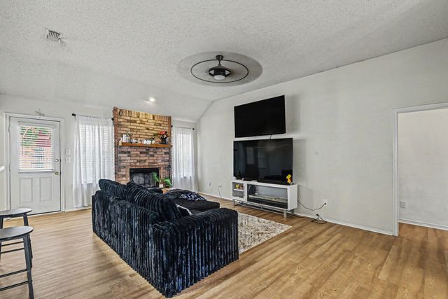 6700 Greenleaf Drive, North Richland Hills, TX 76182