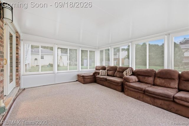 35512 Southampton Street, Livonia, MI 48154