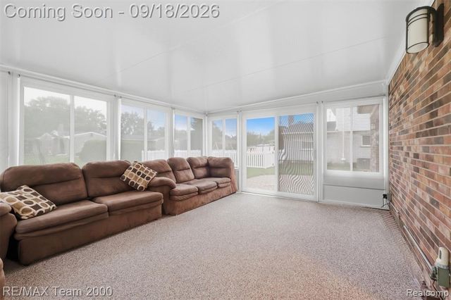 35512 Southampton Street, Livonia, MI 48154
