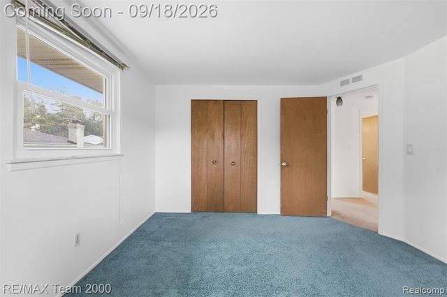 35512 Southampton Street, Livonia, MI 48154