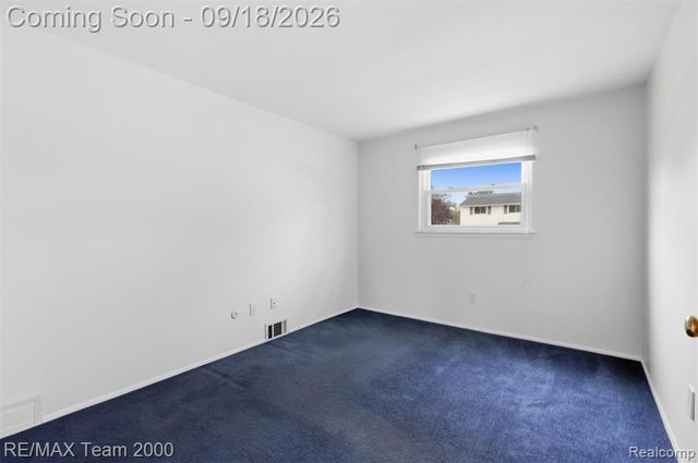 35512 Southampton Street, Livonia, MI 48154