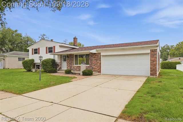 35512 Southampton Street, Livonia, MI 48154