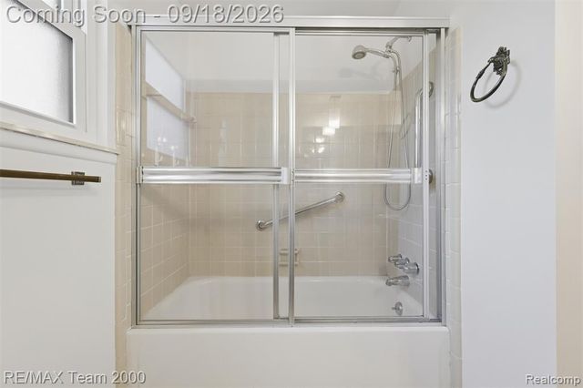 35512 Southampton Street, Livonia, MI 48154