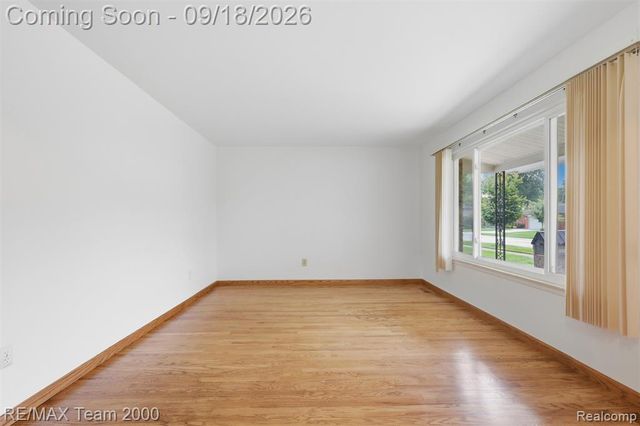 35512 Southampton Street, Livonia, MI 48154