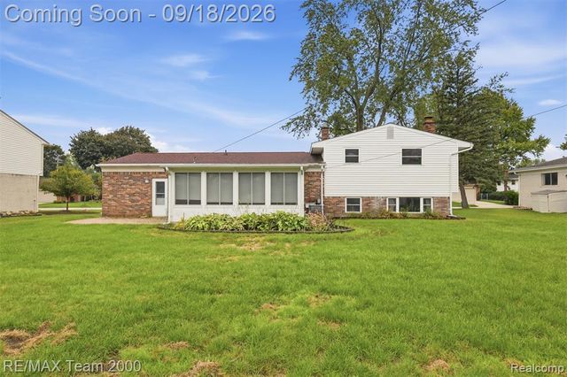 35512 Southampton Street, Livonia, MI 48154