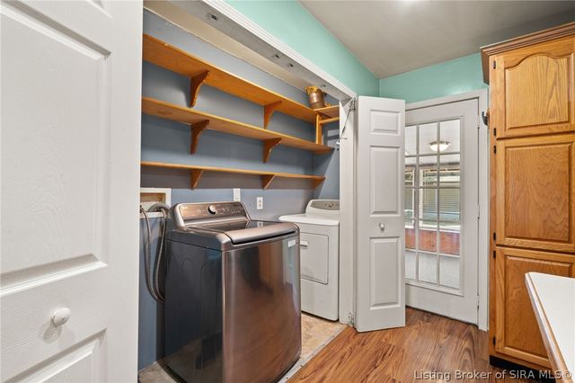 928 E 8th Street, Jeffersonville, IN 47130