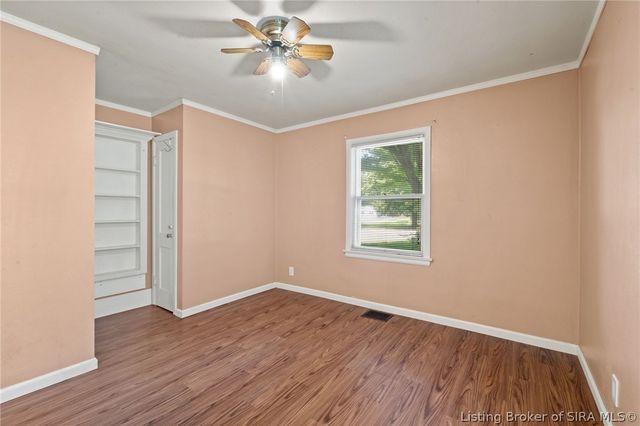 928 E 8th Street, Jeffersonville, IN 47130