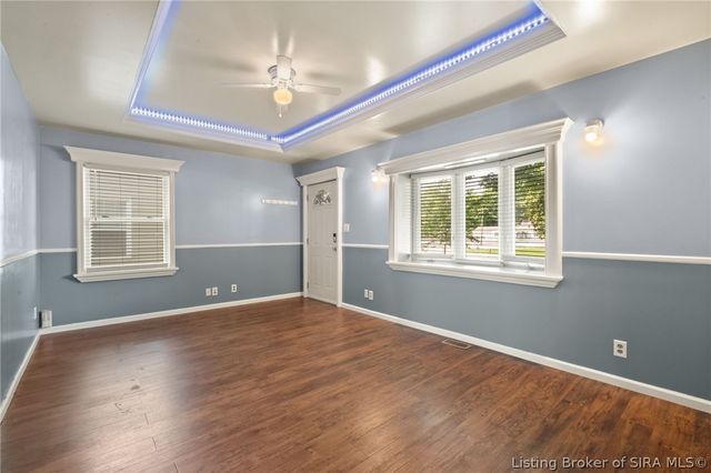 928 E 8th Street, Jeffersonville, IN 47130