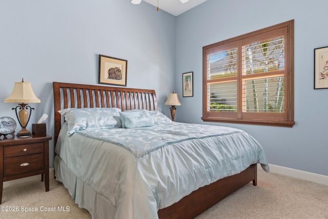 1360 S Village Square, Vero Beach, FL 32966