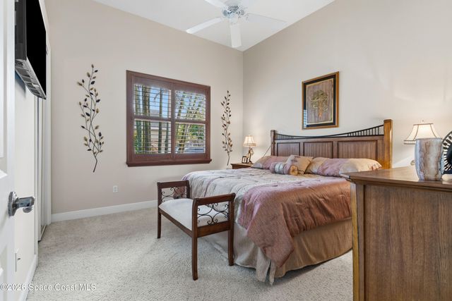 1360 S Village Square, Vero Beach, FL 32966