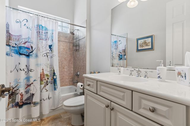 1360 S Village Square, Vero Beach, FL 32966