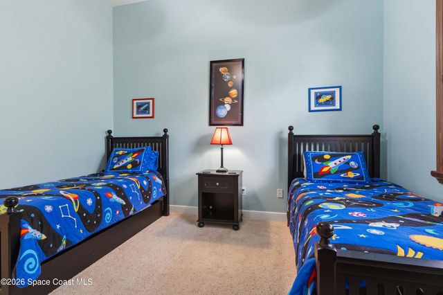 1360 S Village Square, Vero Beach, FL 32966