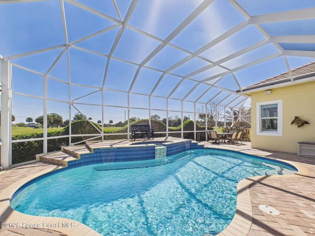 1360 S Village Square, Vero Beach, FL 32966