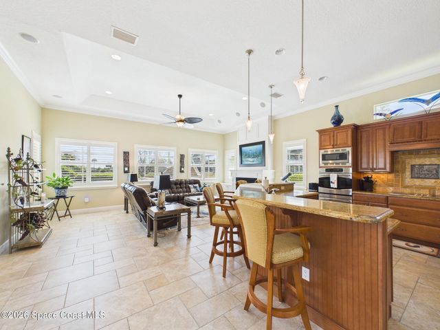 1360 S Village Square, Vero Beach, FL 32966
