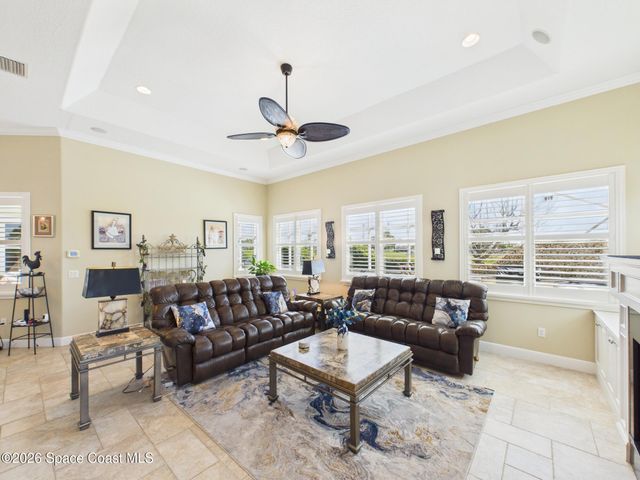 1360 S Village Square, Vero Beach, FL 32966