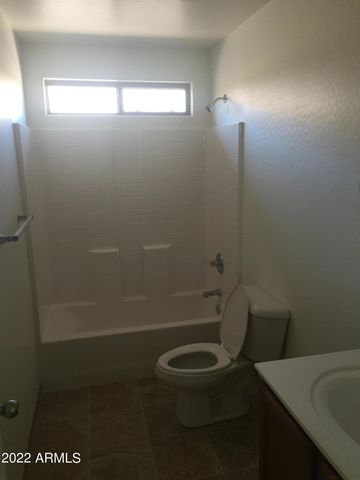 249 S 14th Circle, Coolidge, AZ 85128