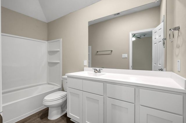 811 Jefferson Avenue, Cleveland, TX 77327