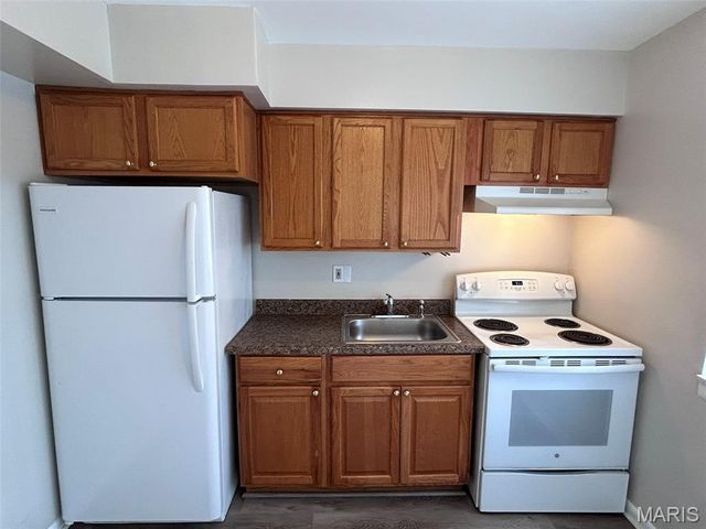 446 Olian Drive, Hazelwood, MO 63042