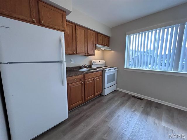 446 Olian Drive, Hazelwood, MO 63042