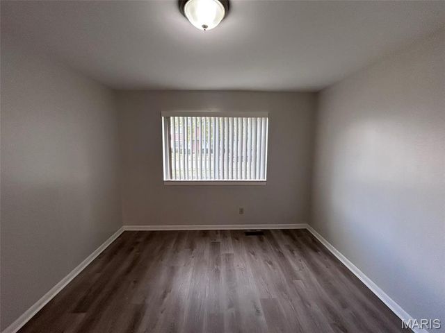 446 Olian Drive, Hazelwood, MO 63042