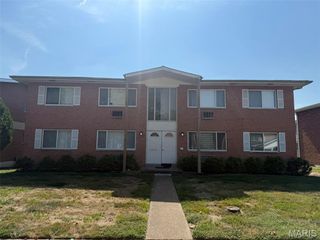 446 Olian Drive, Hazelwood, MO 63042