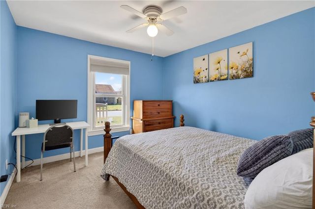 712 Waterstock CT, Chesapeake, VA 23322