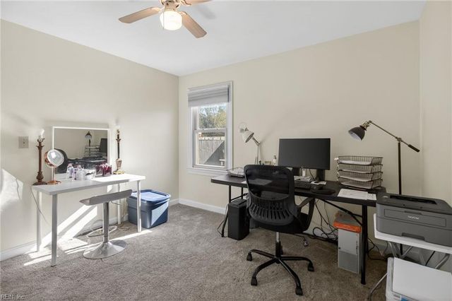 712 Waterstock CT, Chesapeake, VA 23322