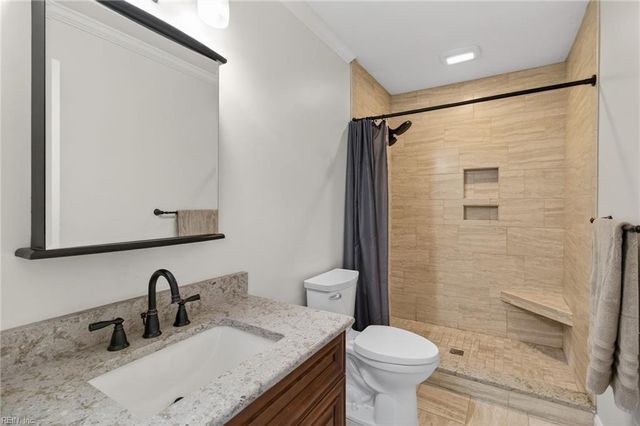 712 Waterstock CT, Chesapeake, VA 23322