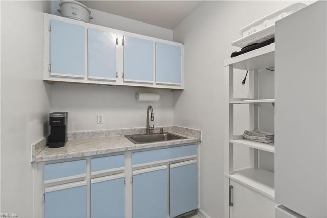 712 Waterstock CT, Chesapeake, VA 23322