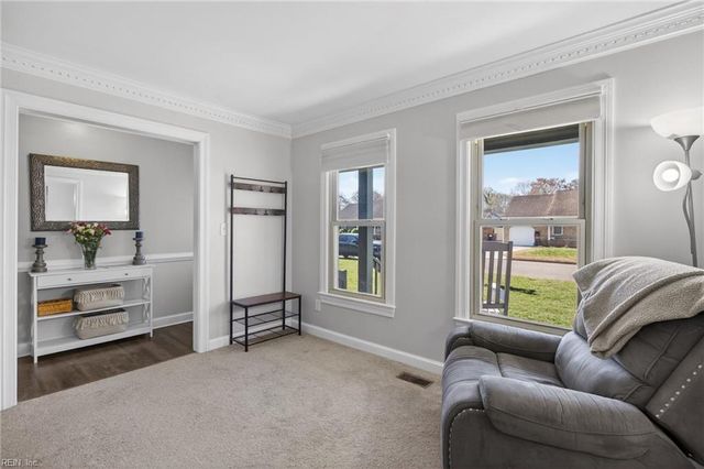 712 Waterstock CT, Chesapeake, VA 23322