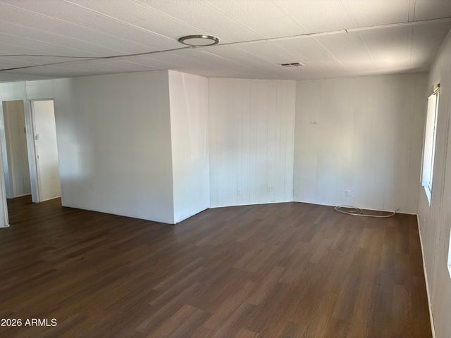 5747 W Missouri Avenue 20, Glendale, AZ 85301