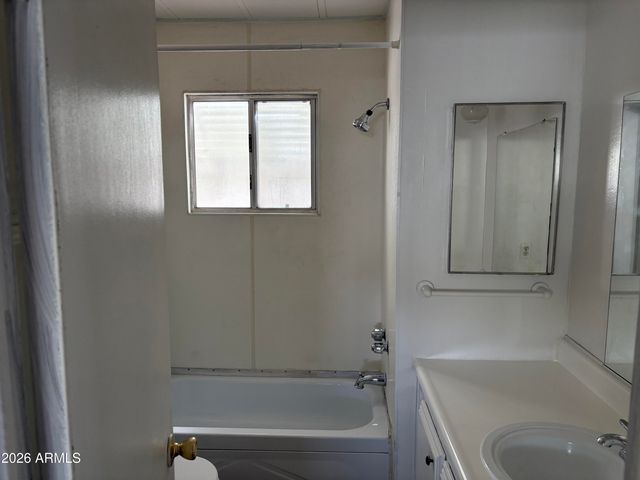 5747 W Missouri Avenue 20, Glendale, AZ 85301