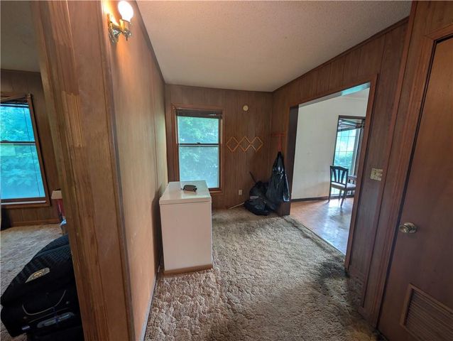 4417 N Oak Trafficway, Kansas City, MO 64116